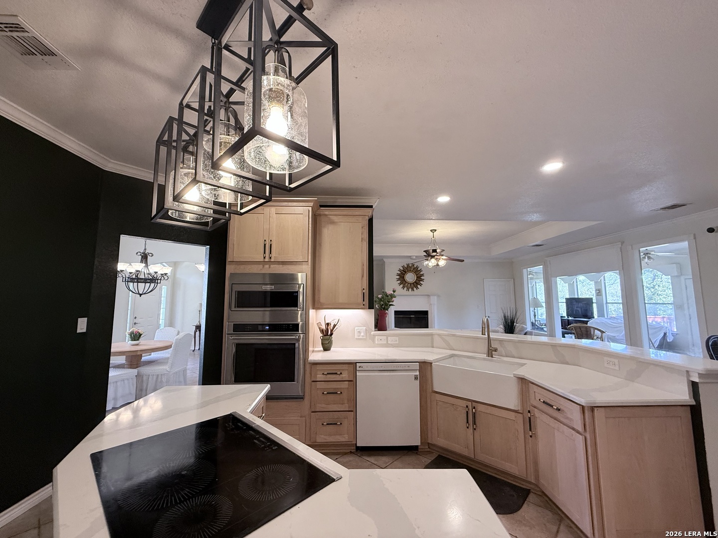 444 Shannon Ridge Floresville TX 78114