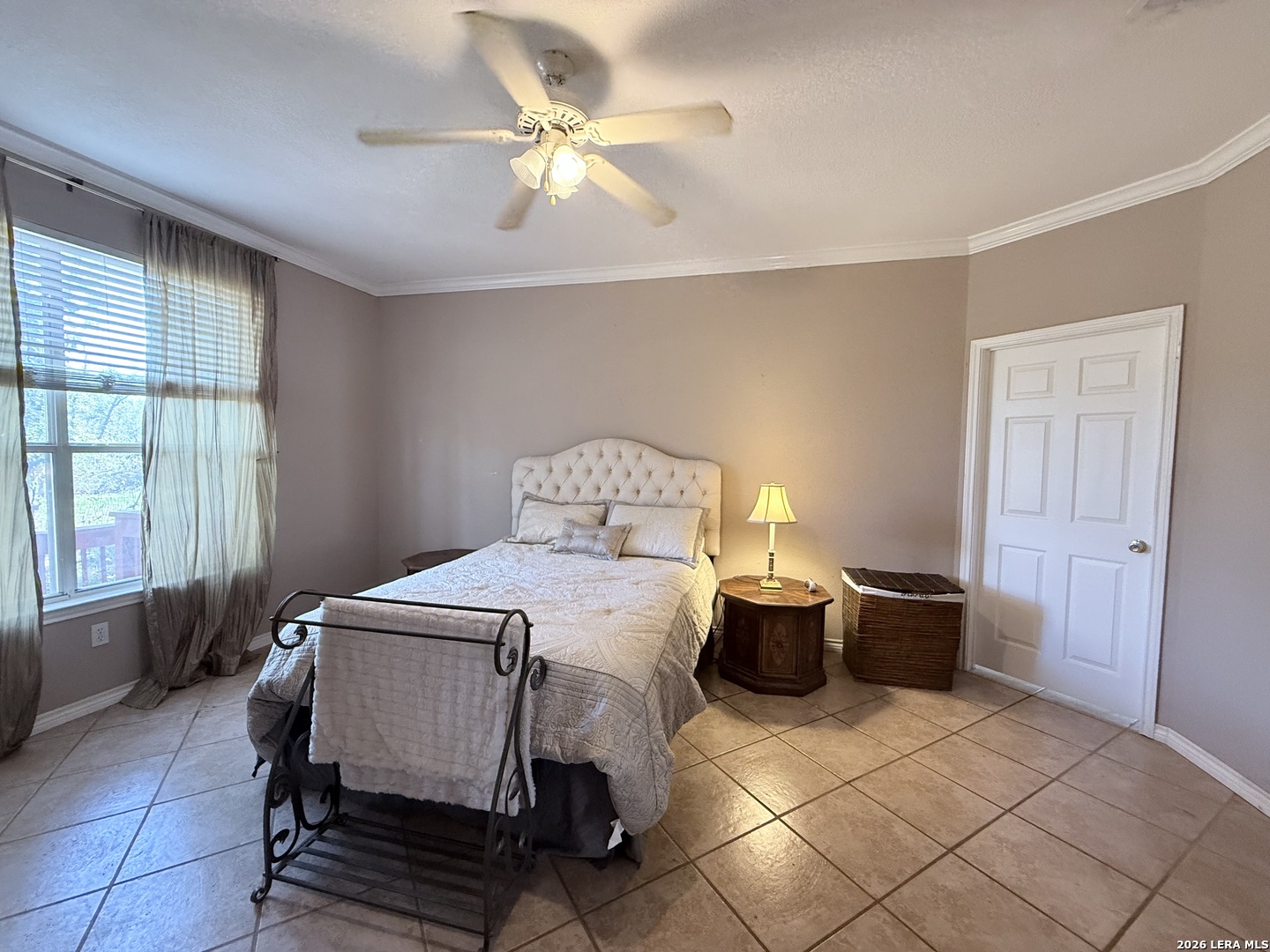 444 Shannon Ridge Floresville TX 78114