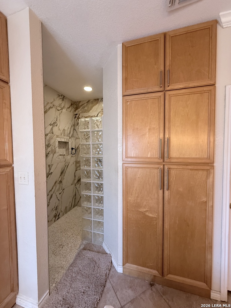 444 Shannon Ridge Floresville TX 78114