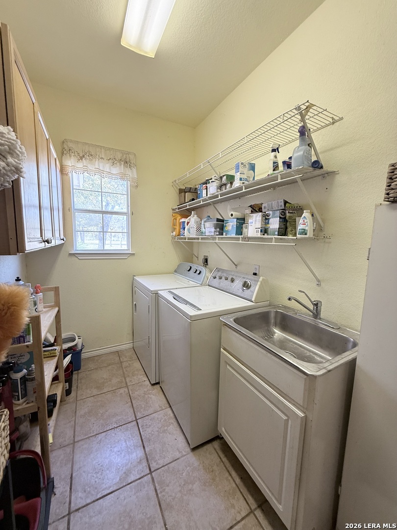 444 Shannon Ridge Floresville TX 78114