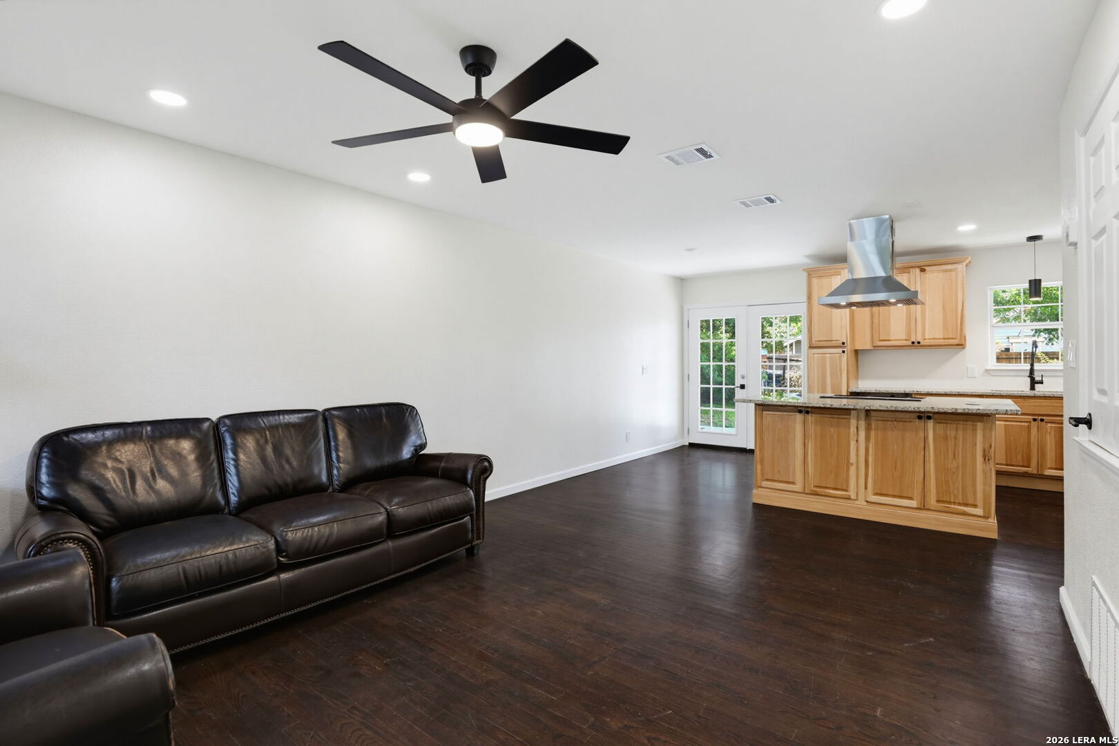 207 Dresden Drive San Antonio TX 78213