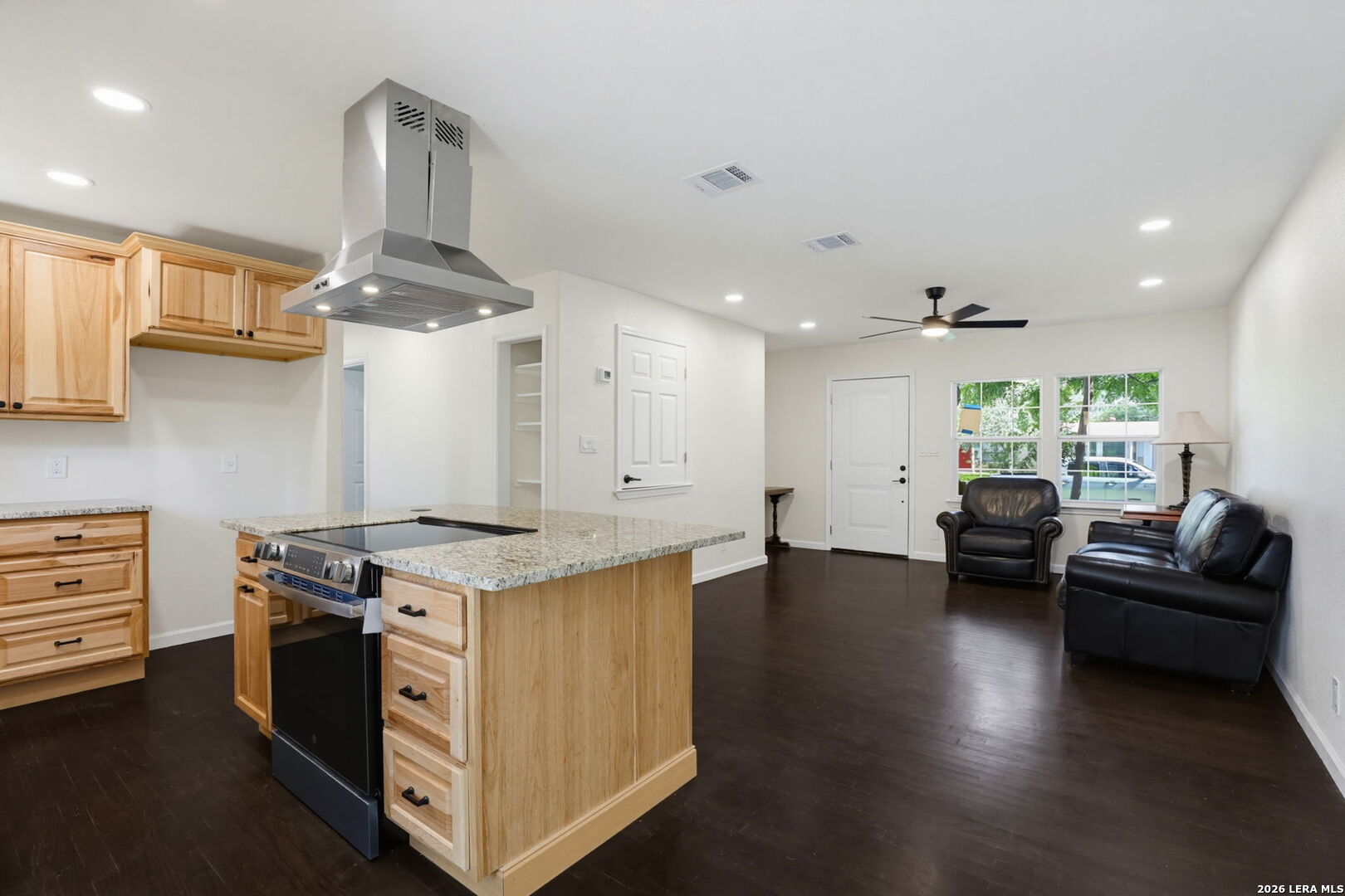 207 Dresden Drive San Antonio TX 78213