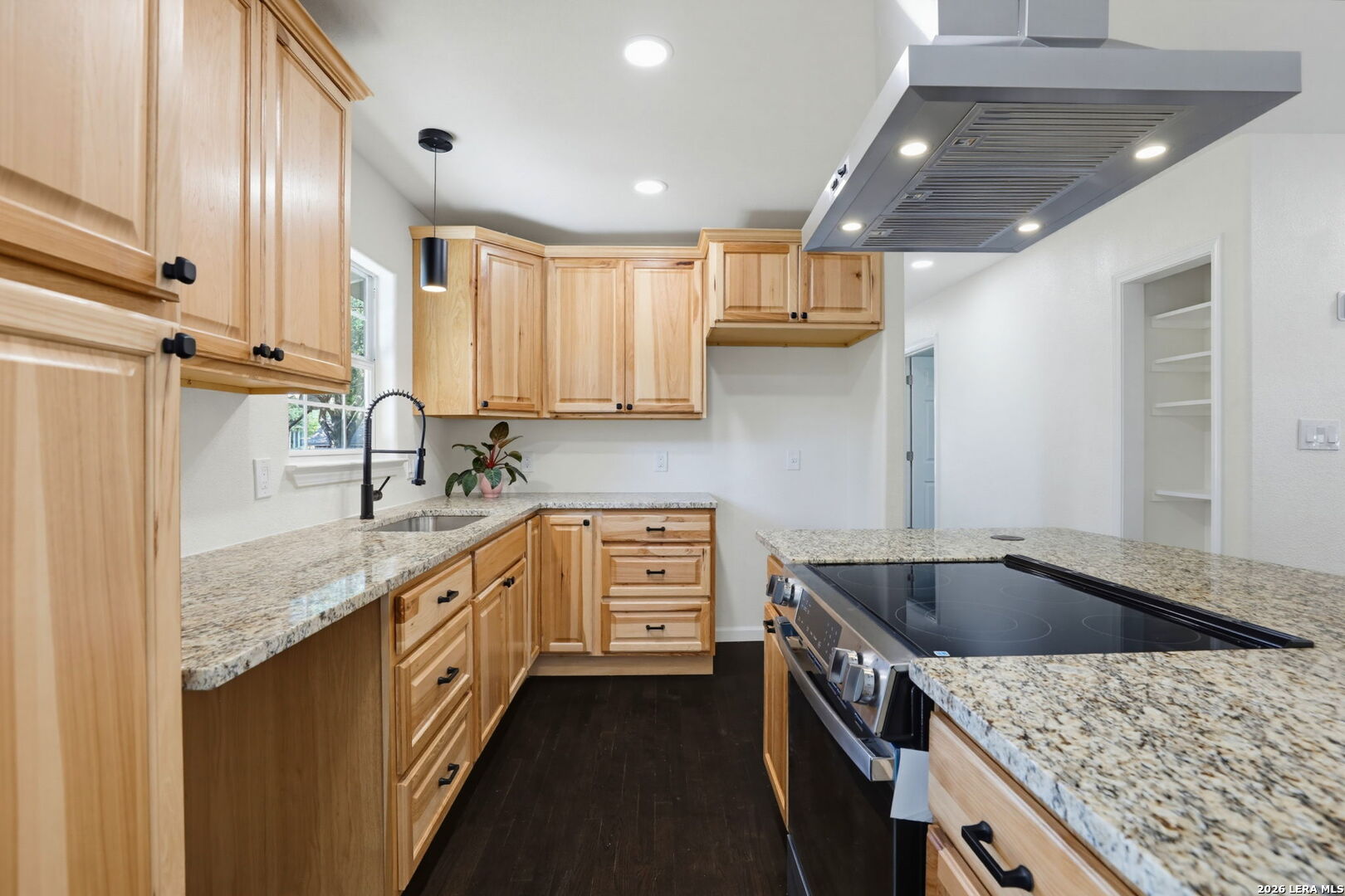 207 Dresden Drive San Antonio TX 78213