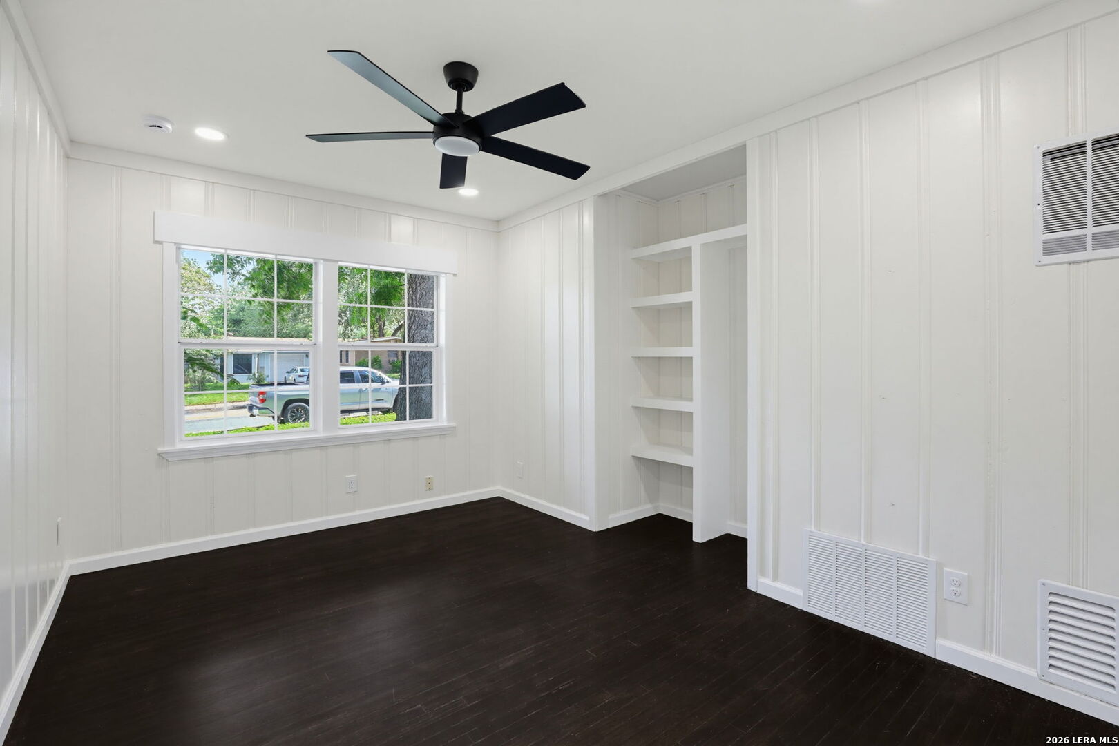207 Dresden Drive San Antonio TX 78213