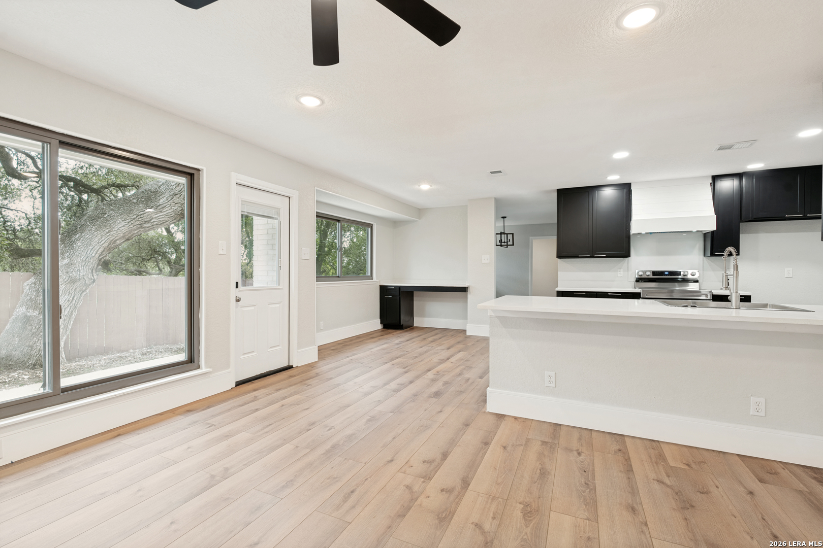 612 Skyforest Drive Hollywood Park TX 78232