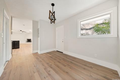 612 Skyforest Drive Hollywood Park TX 78232