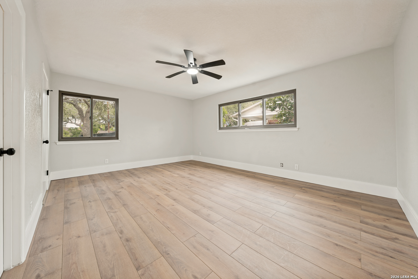 612 Skyforest Drive Hollywood Park TX 78232