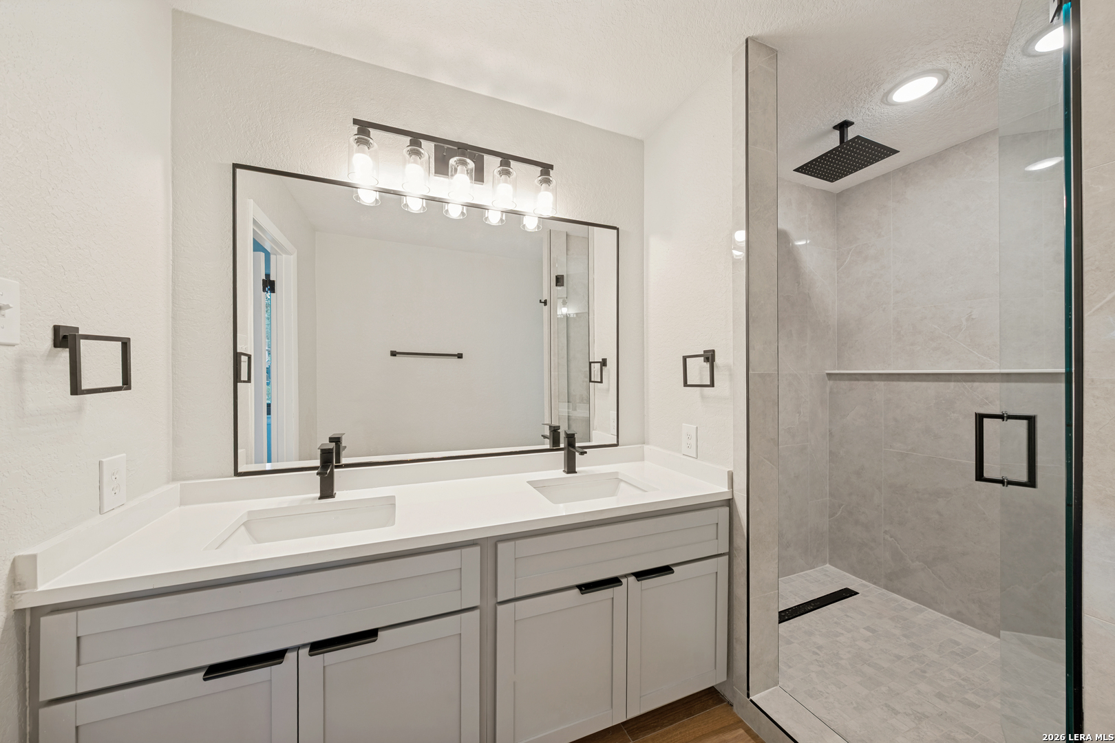 612 Skyforest Drive Hollywood Park TX 78232
