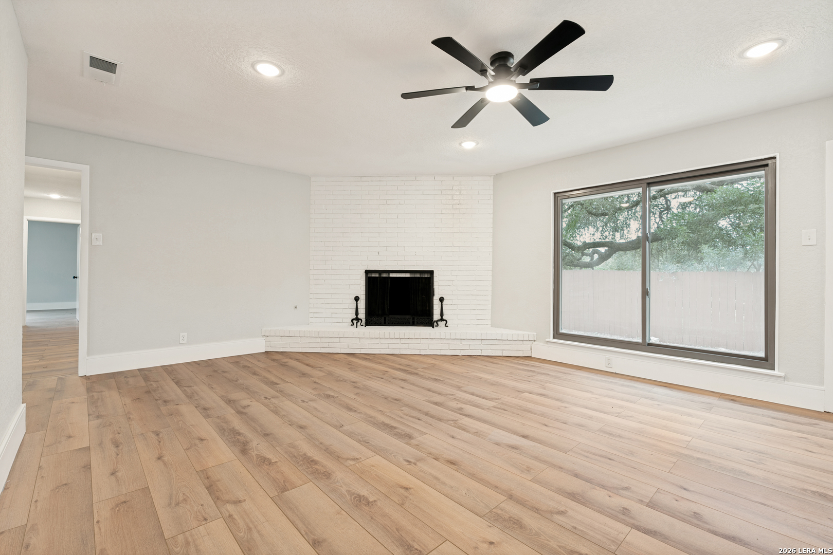 612 Skyforest Drive Hollywood Park TX 78232