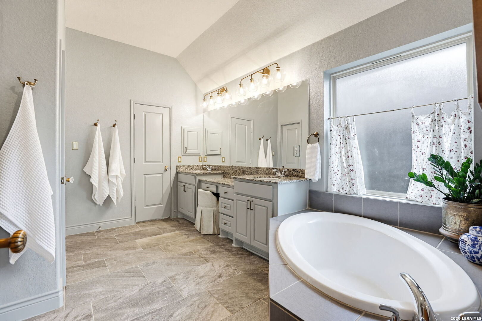 2628 Malboona Mews New Braunfels TX 78132