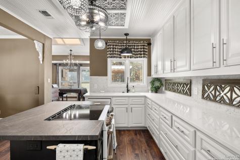 7822 Timber Top Fair Oaks Ranch TX 78015