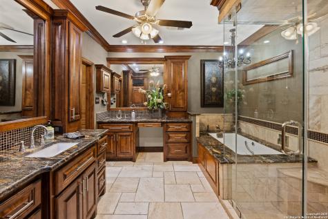 7822 Timber Top Fair Oaks Ranch TX 78015