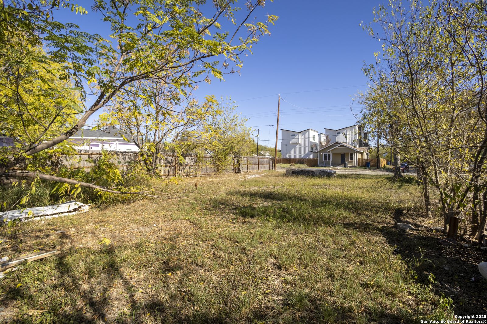 621 S Pine San Antonio TX 78203