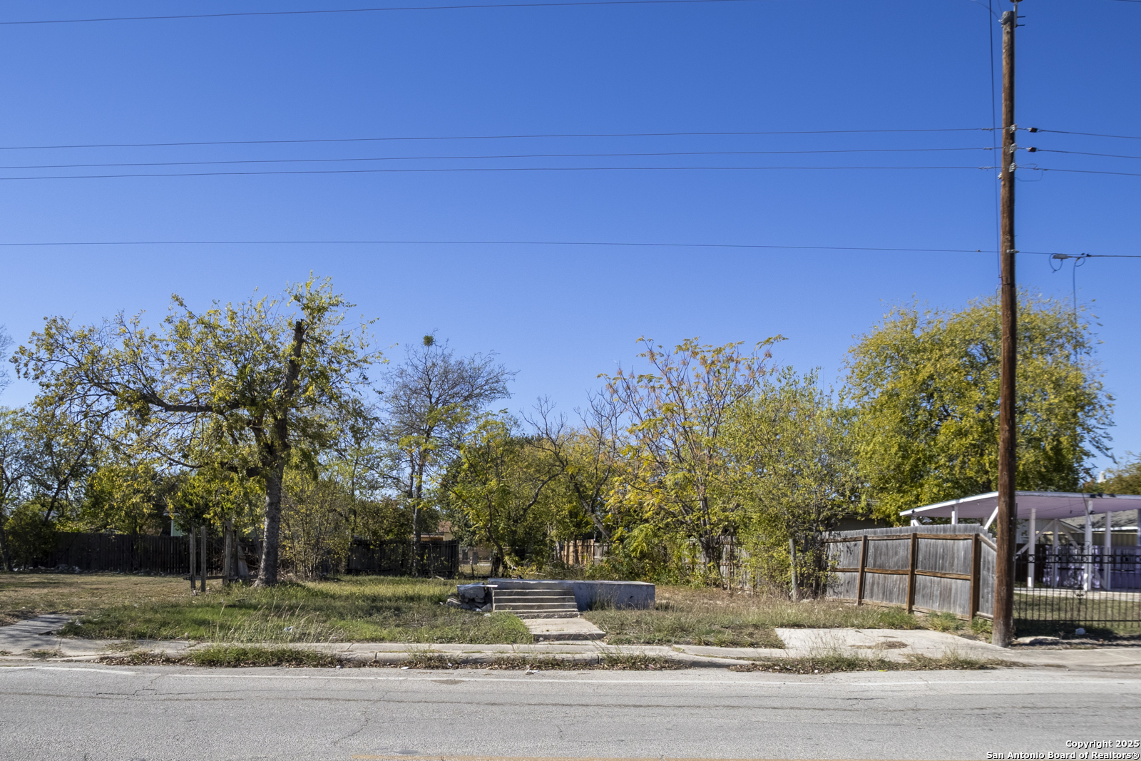 621 S Pine San Antonio TX 78203