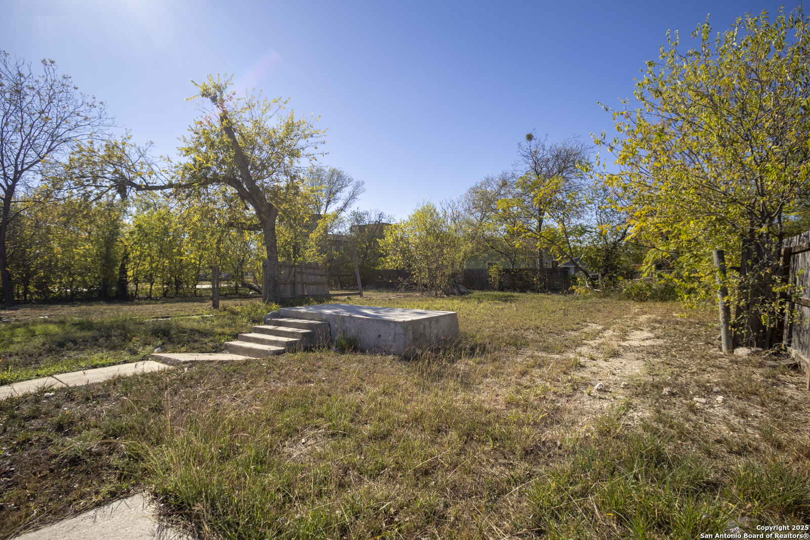 621 S Pine San Antonio TX 78203