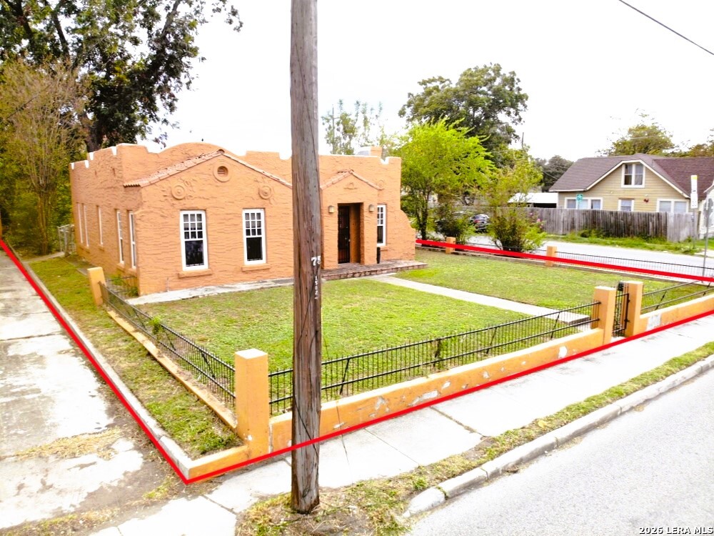 1502 Steves Avenue San Antonio TX 78210