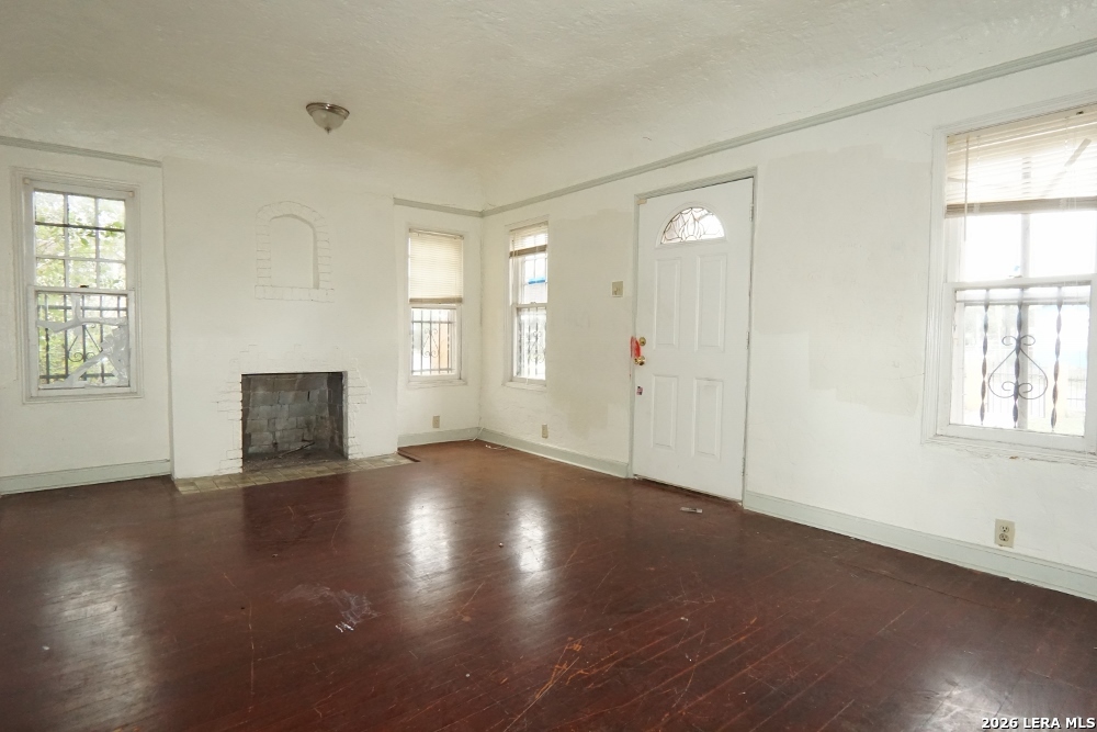 1502 Steves Avenue San Antonio TX 78210
