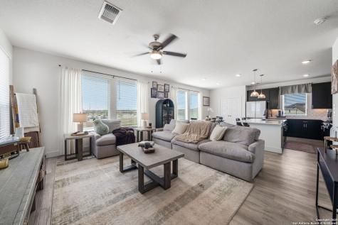 9719 Stillwater San Antonio TX 78254