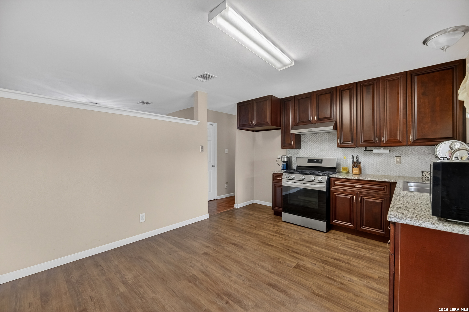7318 Glen Cross San Antonio TX 78239