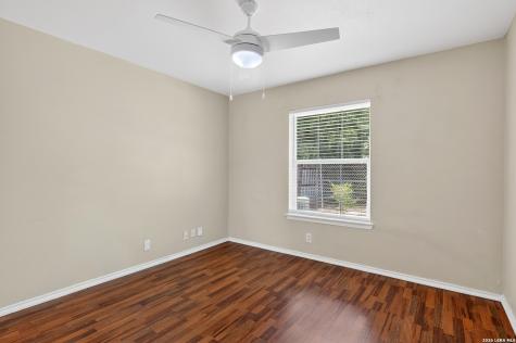 7318 Glen Cross San Antonio TX 78239