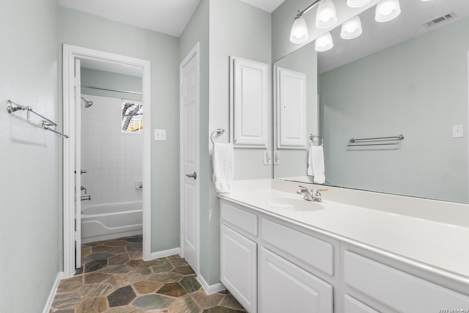 5 Yateswood San Antonio TX 78248