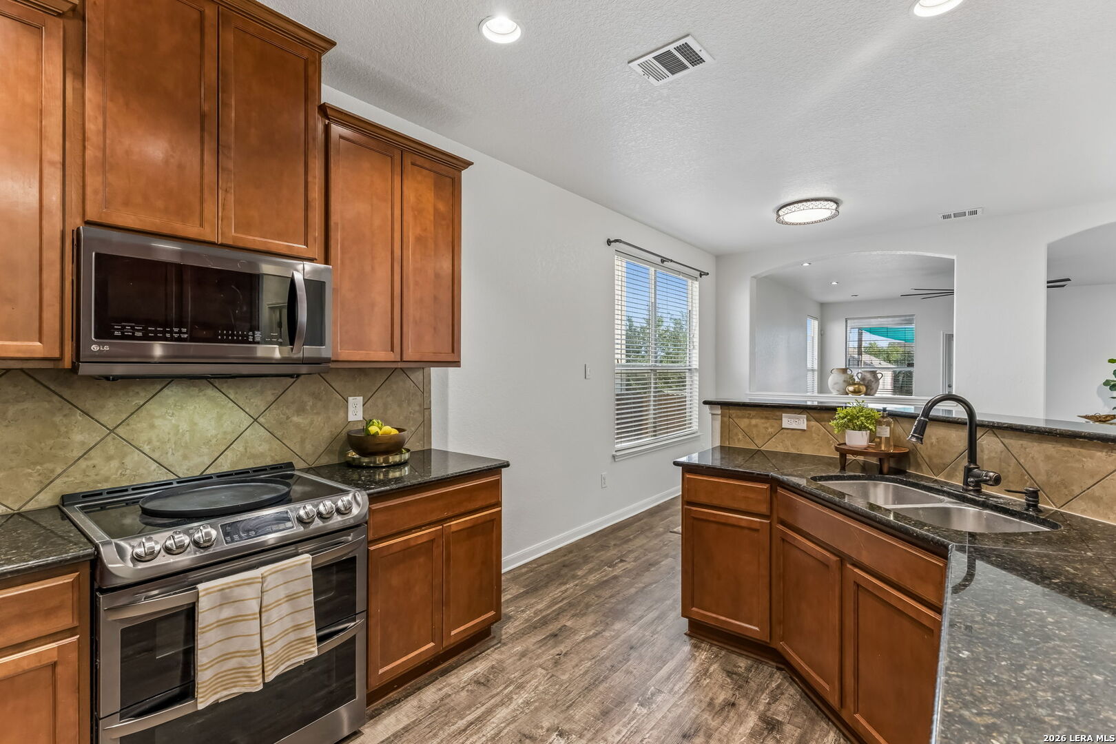 5320 Cilantro Leon Valley TX 78238