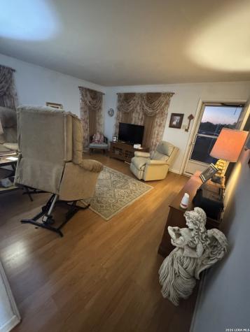504 N Cedar Pearsall TX 78061