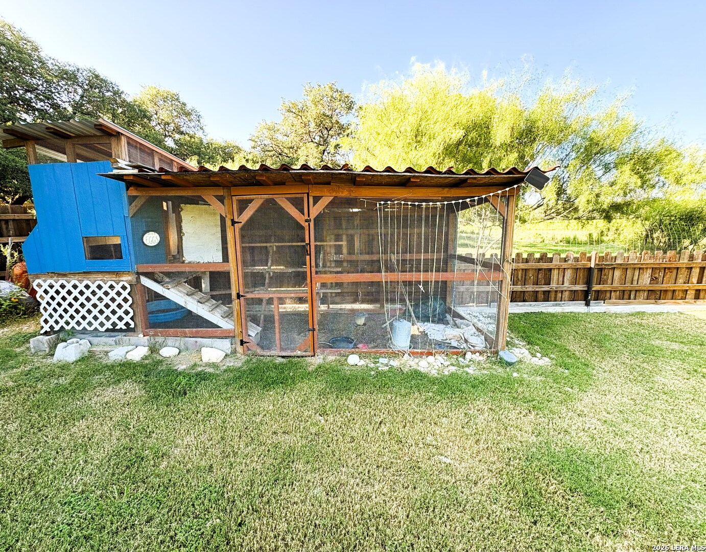 135 Lakeshore Drive S Bandera TX 78003