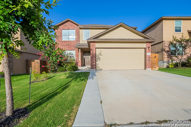 1820 Aspen Silver San Antonio TX 78245