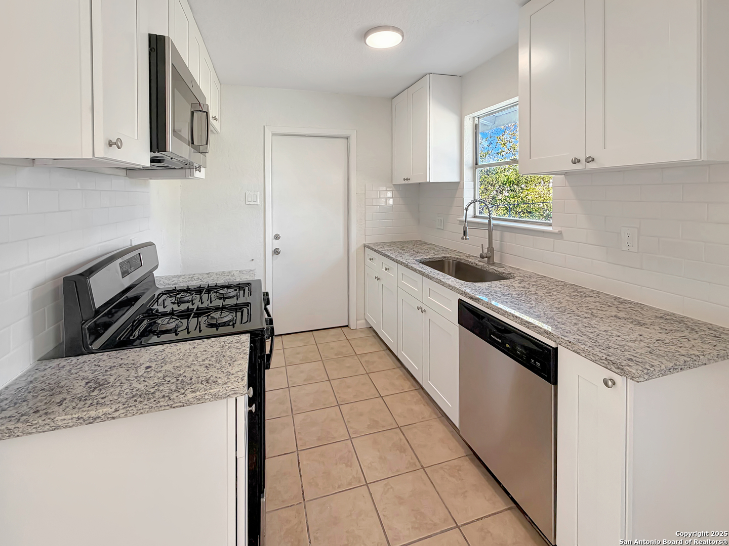 6231 Haven Valley San Antonio TX 78242