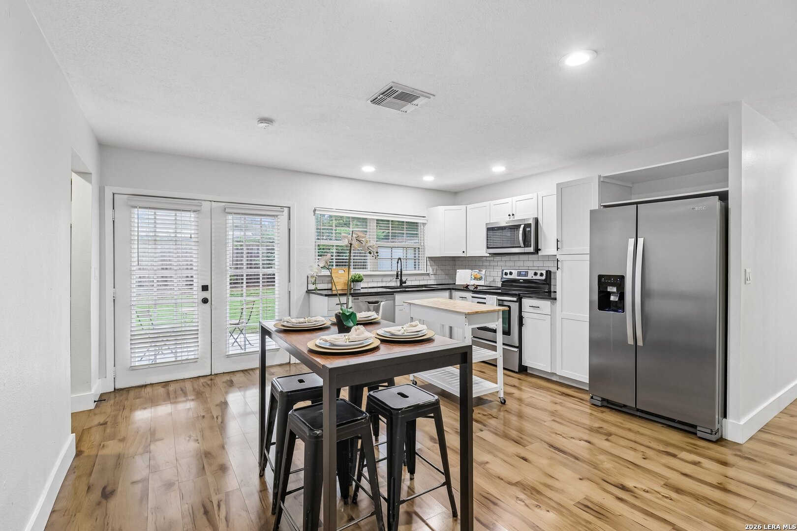 6711 Spring Rose San Antonio TX 78249