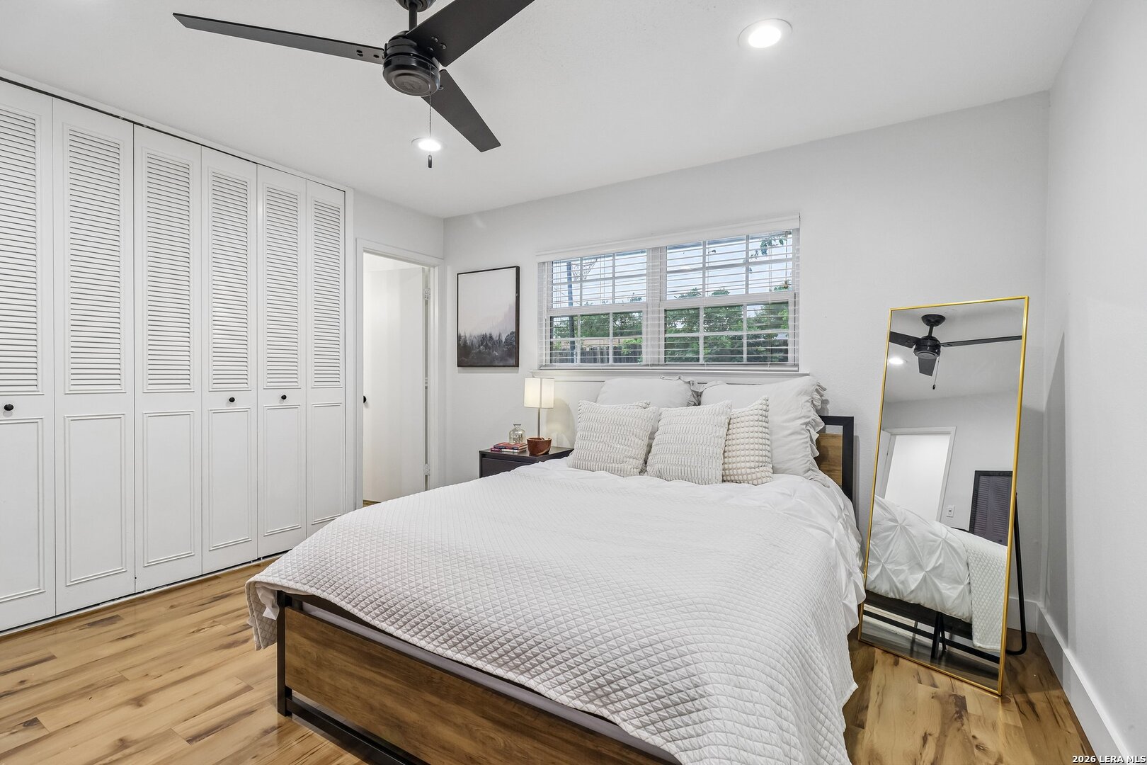 6711 Spring Rose San Antonio TX 78249