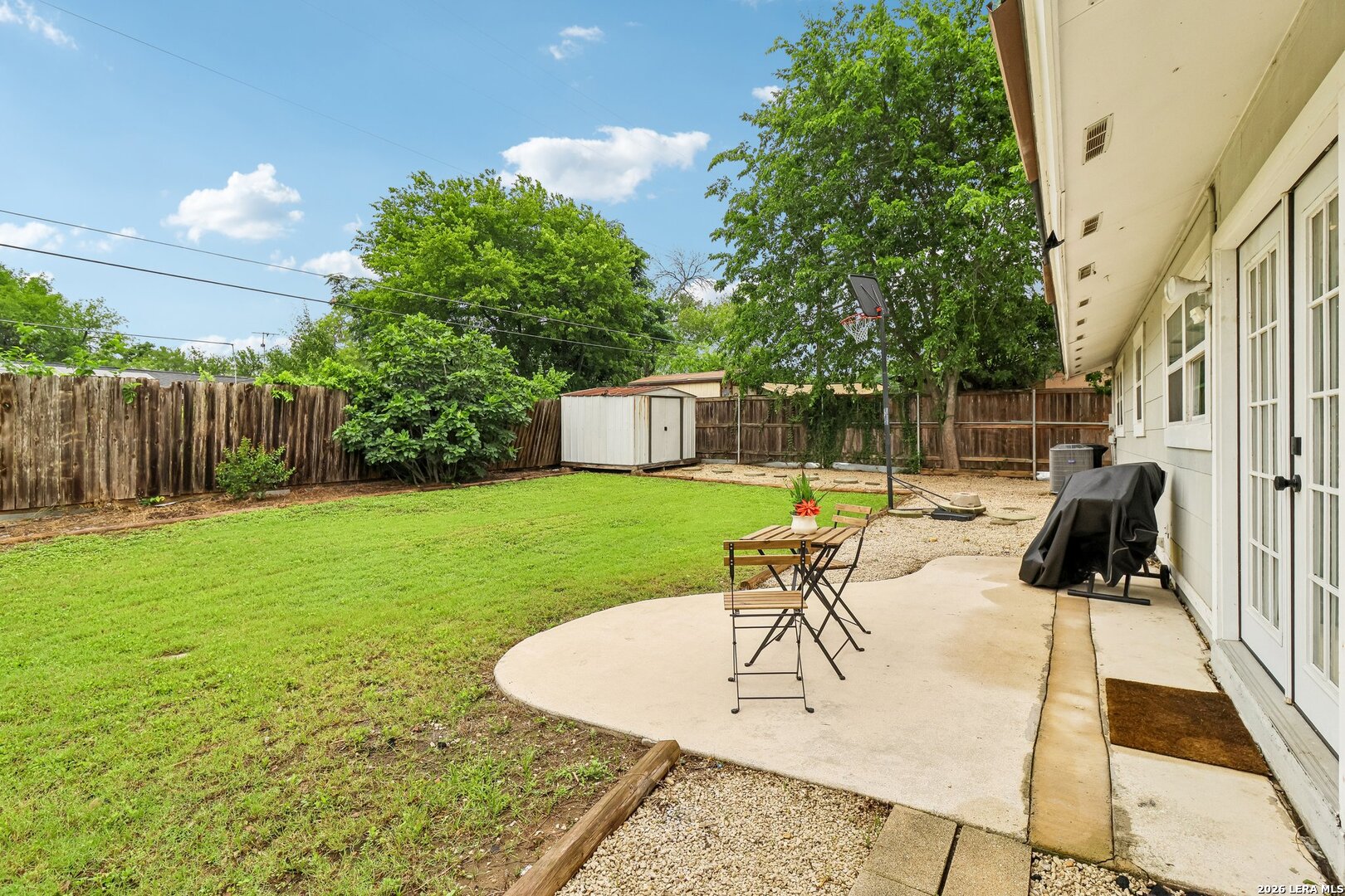 6711 Spring Rose San Antonio TX 78249