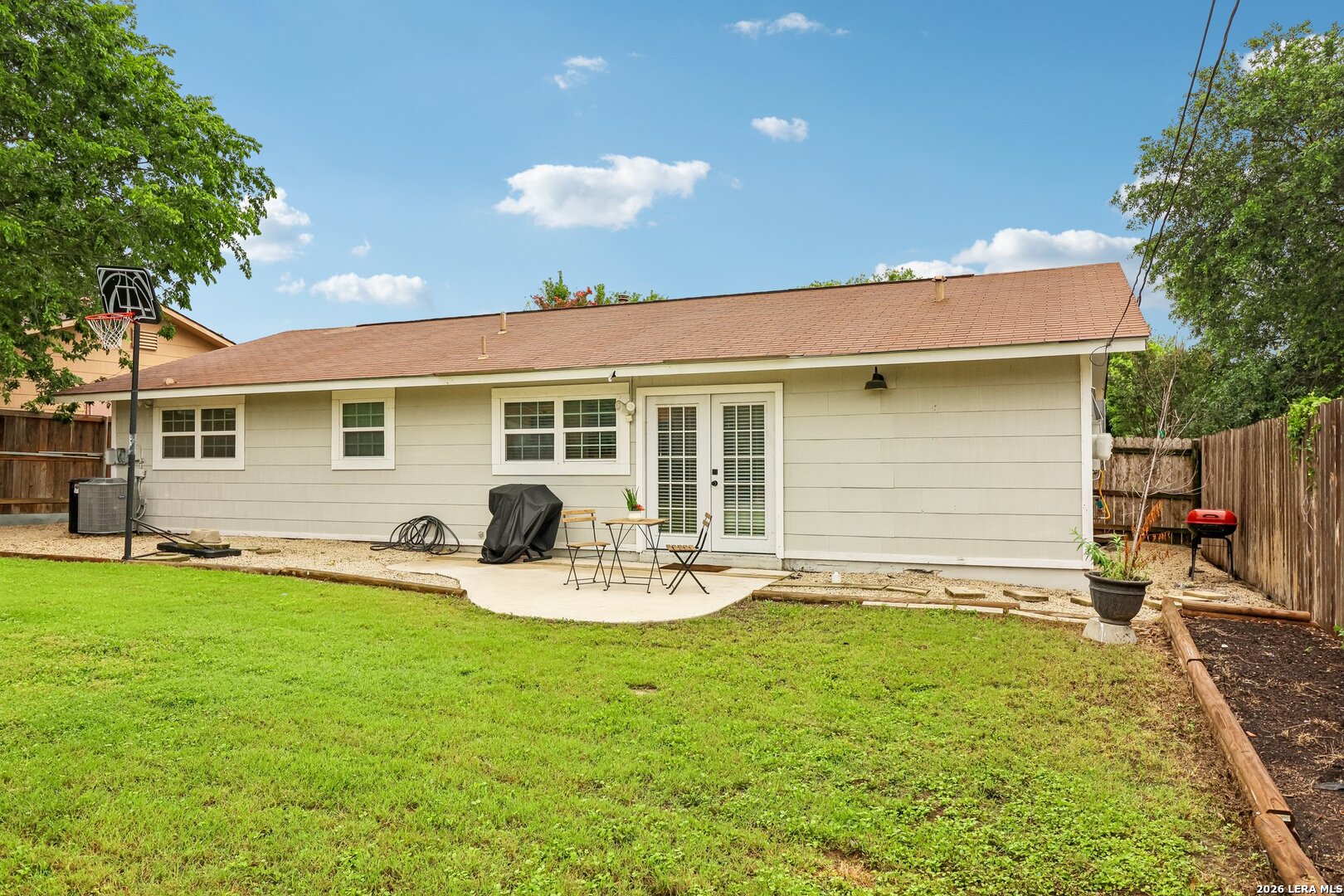 6711 Spring Rose San Antonio TX 78249