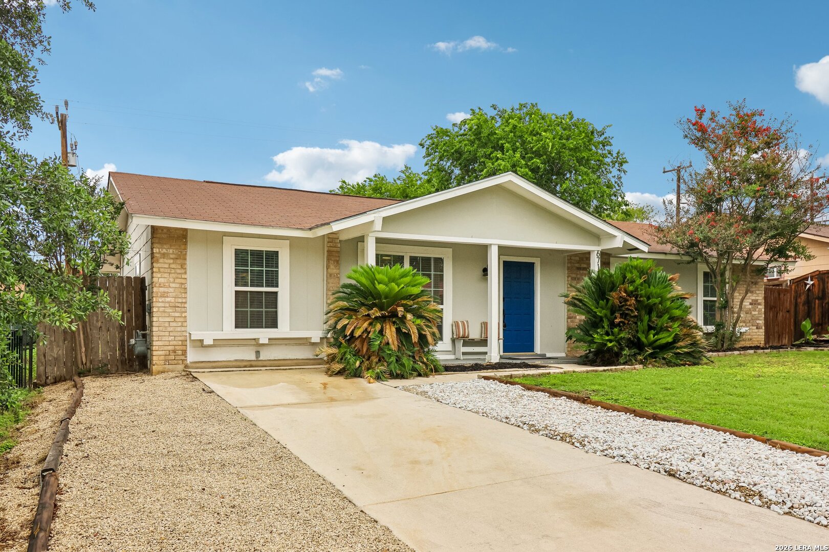 6711 Spring Rose San Antonio TX 78249