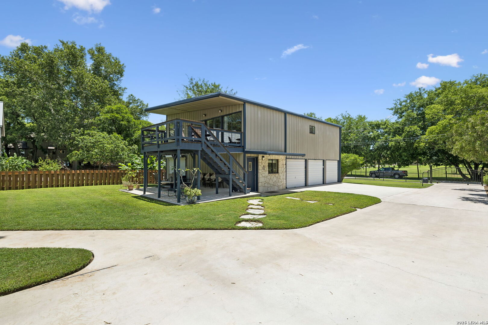 1435 E Zipp Road New Braunfels TX 78130