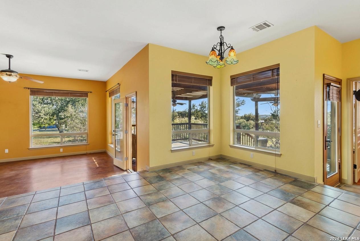 9623 Requa Helotes TX 78023