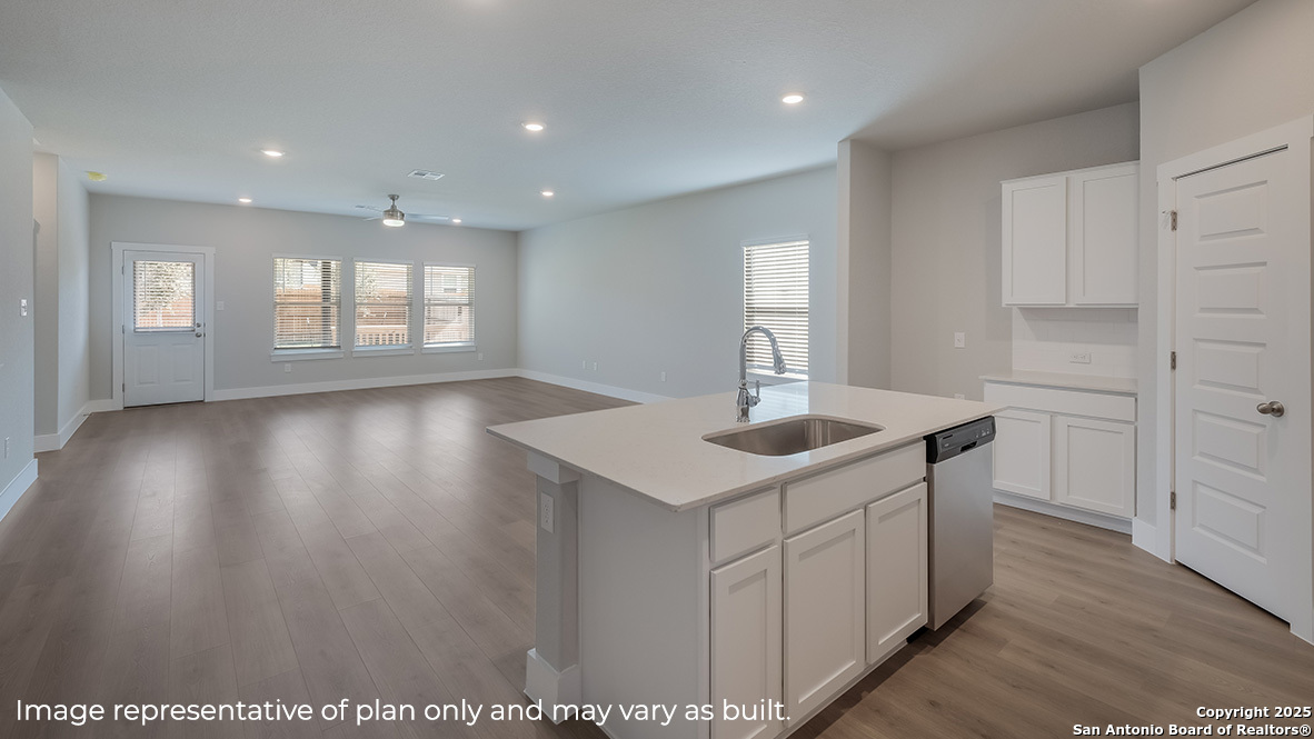 4707 Gypsum Falls San Antonio TX 78253