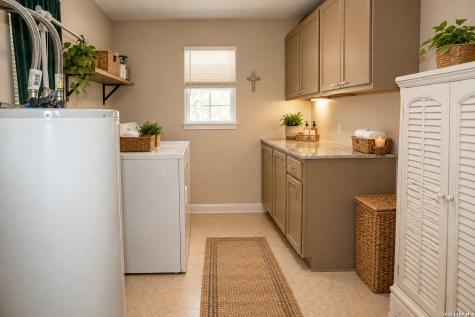 309 E Avenue Christine TX 78012