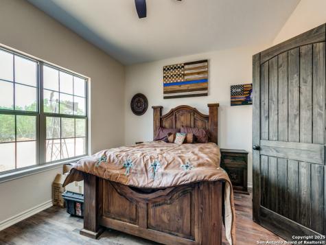 6451 Bluntzer Jourdanton TX 78026