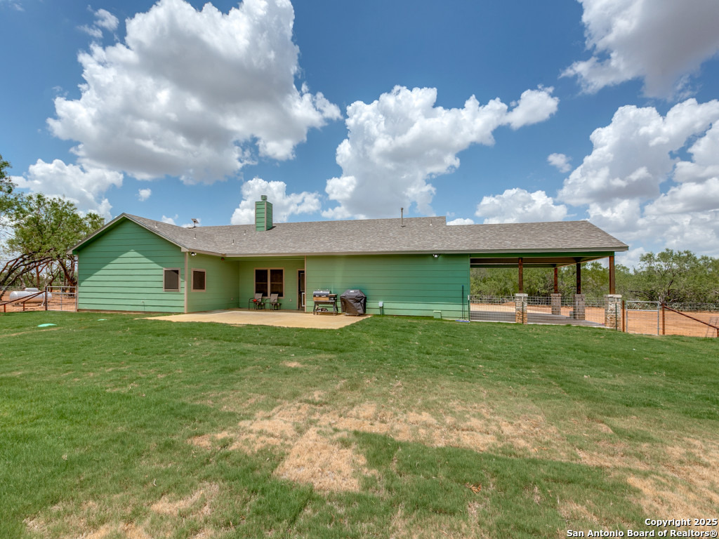 6451 Bluntzer Jourdanton TX 78026
