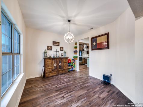 6451 Bluntzer Jourdanton TX 78026