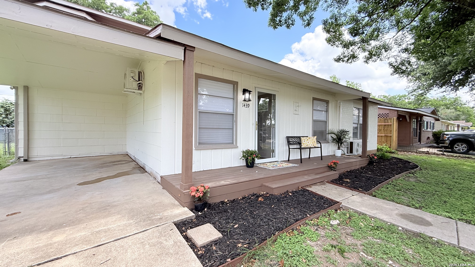1439 Peterson Avenue San Antonio TX 78224