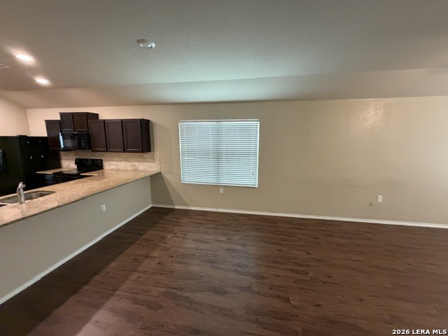 7111 Azalea Square San Antonio TX 78218