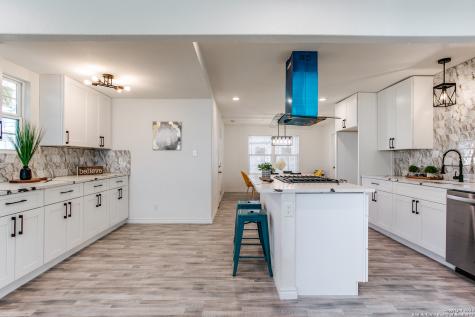 873 Thompson Place San Antonio TX 78226
