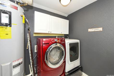 8702 Collingwood Universal City TX 78148