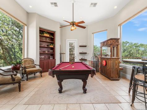 31360 Wild Oak Hill Fair Oaks Ranch TX 78015