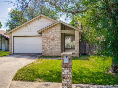 8016 Laurel Bend San Antonio TX 78250