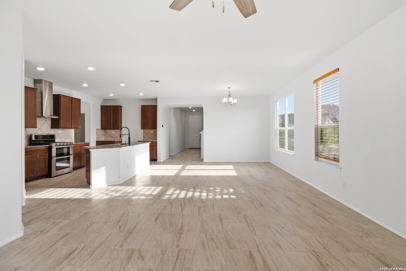 9305 Devils River Converse TX 78109