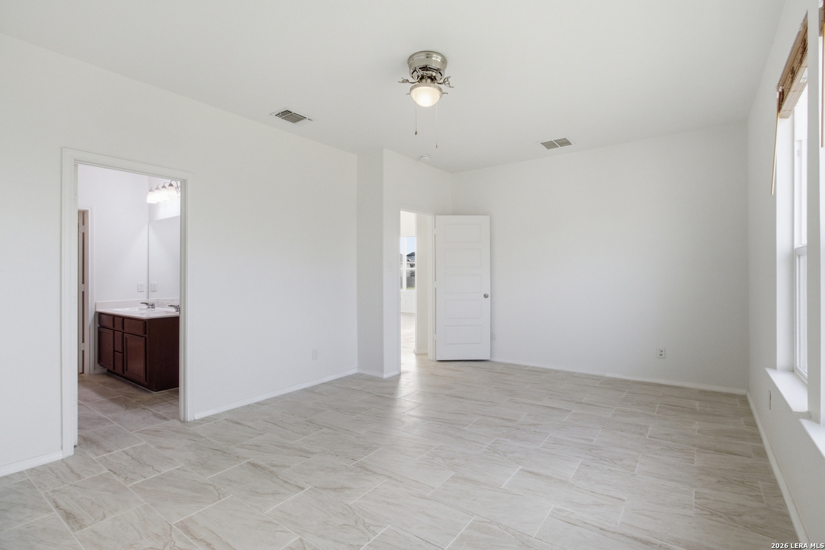 9305 Devils River Converse TX 78109
